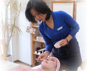 ナチュラルセラピーShop&School Earth