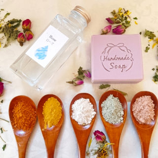 L'atelier de la Lune・月のアトリエ 