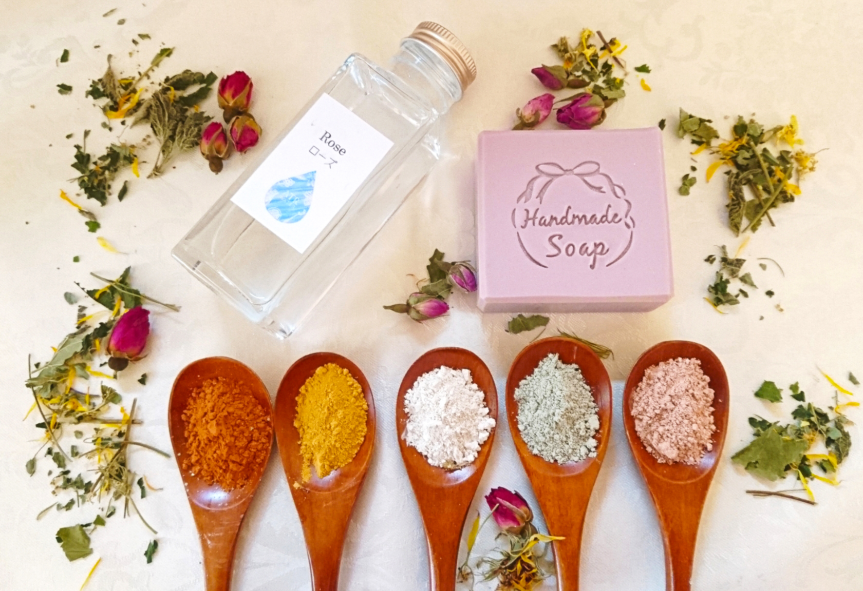 L'atelier de la Lune・月のアトリエ