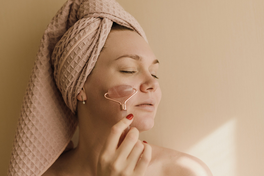 フェイシャルマッサージ