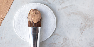 クリームファンデーション