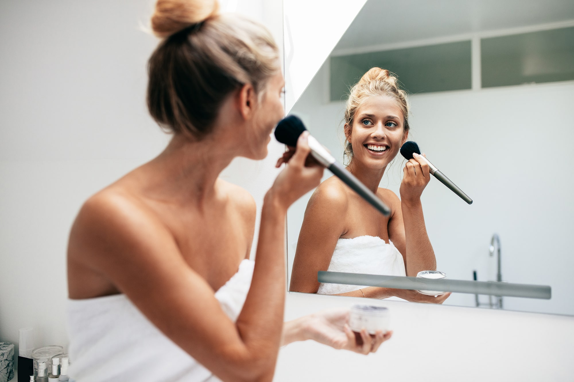 【スキンケアも同時に出来る】 手軽に使えるクレイクリームファンデーション♪